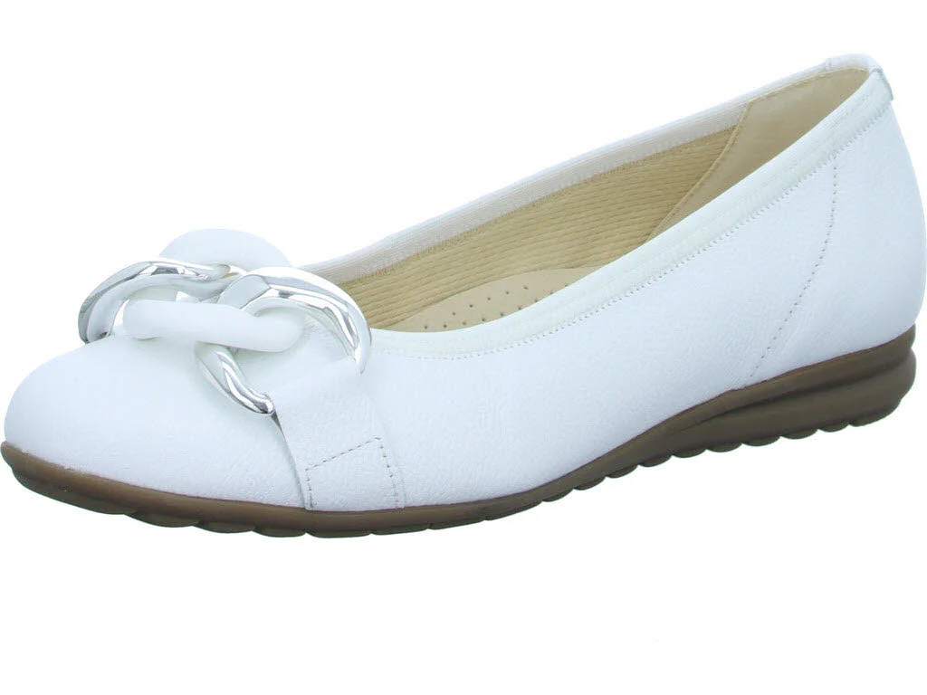 Element 1 von 8 (Bild) – Gabor Damen Ballerina 62.625.50 42.625 weiss (uni+silber) G (normal)